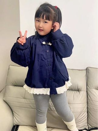 记录的意义是让幸福有迹可寻,能随时翻阅,很幸运也很幸福,拥有这样一个小朋友#今日穿搭look #生女儿就是用来打扮的 #女童穿搭 #女童秋装 #我的女孩👧🏻