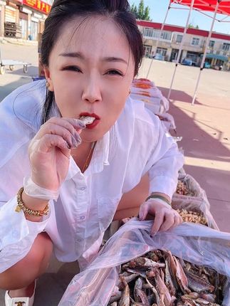 走酥又脆的黄鱼酥,你们吃过吗? #黄鱼酥 #小黄鱼