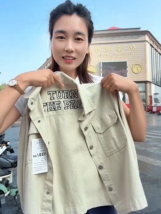 治愈人心又充满想象力的童诗,献给孩子的童诗集 睡前温暖的灯光下陪伴孩子一起读一读,随便一句写进作文里,都是锦上添花,作文想不拿高分都难~#作文素材#好书分享#让阅读成为一种习惯#童诗#图文热点来了