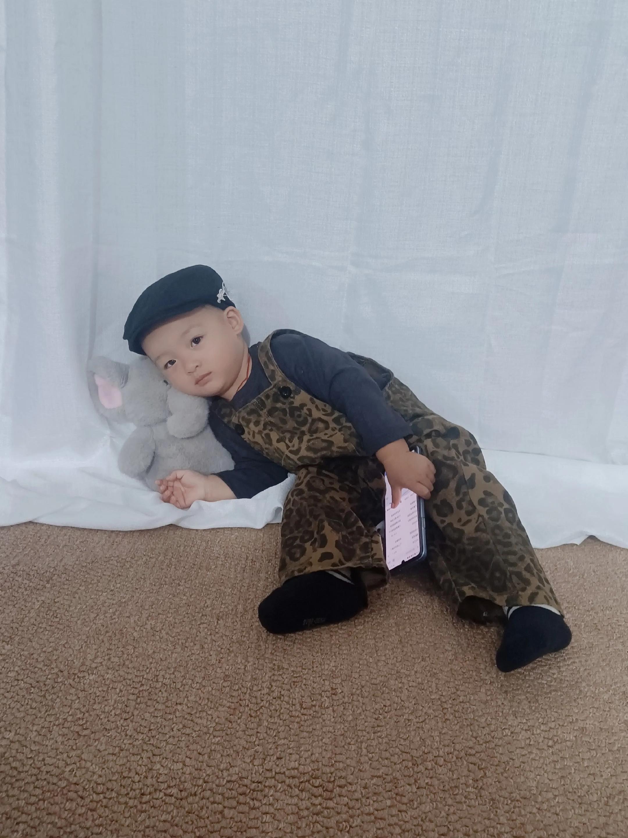 鹅子的今日份穿搭!#我家那小子 #幼崽穿搭 #儿童穿搭 #呆萌可爱 #萌宝穿搭