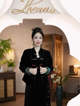 #新款上新洋气时尚气质双面双穿外套#品质女装 #新中式穿搭 #气质穿搭 #女人一定要活成自己喜欢的样子