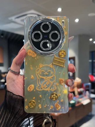 天呐~金箔招财猫简直太爱了~好朋友我们一人一个!!#来财#手机壳 #用一个手机壳展示我的精神状态