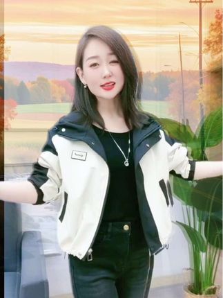 秋季新款洋气减龄短款连帽冲锋衣外套#时尚减龄穿搭 #外套穿搭 #时尚潮流穿搭 #气质百搭