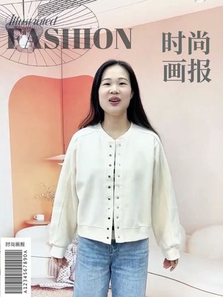 时尚洋气加厚棒球服外套,柔软舒适,百搭又好看#棒球服外套 #秋冬新款 #保暖又好看 #面料柔软舒适