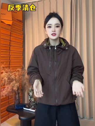 撞色两面穿冲锋衣外套女2025春夏新款时尚轻奢连帽防晒夹克上衣#高级#舒适#时尚#冲锋外套@DOU+小助手