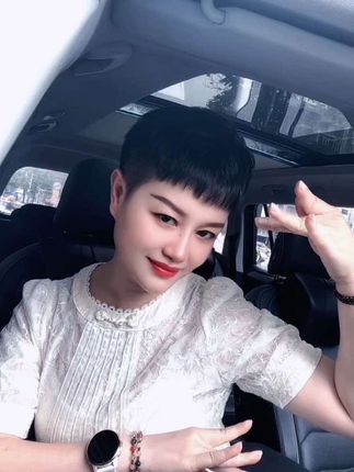 来个卡点视频😊 #小眼神