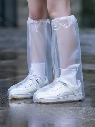 #雨鞋套#防水鞋套防滑 #雨鞋套下雨天出门再也不用担心鞋子被弄湿了 出门携带几个,再也不怕下雨天气了
