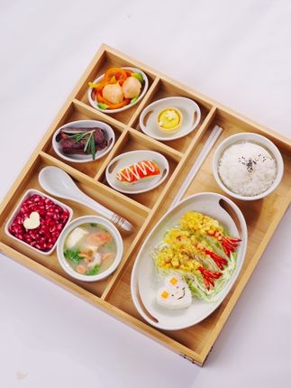 沉浸式给女儿做便当 #便当#治愈系美食#金龙鱼6步鲜大米