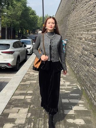 #高级感穿搭分享 #秋季显瘦穿搭   熬过无人问津的日子才能拥有诗和远方!