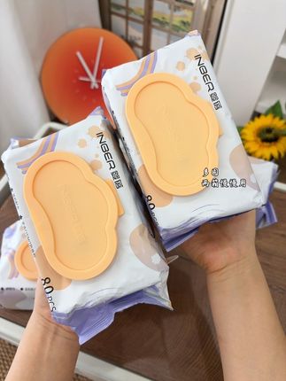 快快快快,赶紧来好婴蓓婴幼儿手口湿巾的大羊毛,这价就到手五大包,每包都又大又瓷实,还是80抽的加量装,家里有娃的趁活动赶紧囤!#婴幼儿手口湿巾 #手口湿巾 #湿巾 #婴蓓湿巾 #湿巾大羊毛