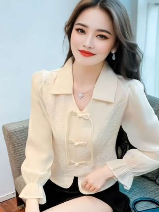 春装女2025年新款别致漂亮小衫设计感小众新中式小香风短袖上衣#时尚减龄显瘦 #不挑年龄不挑身材 #百搭舒适#谁穿谁美