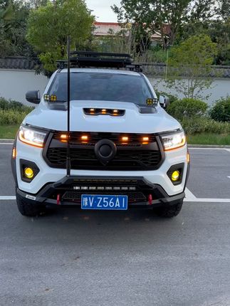 长城炮中网小黄灯,#创作灵感 #硬派越野 #长城炮中网小黄灯