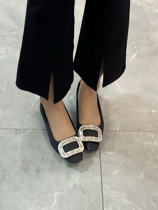 秋冬必不可少的经典方扣水钻单鞋 气质女人必备#优雅气质 #你鞋真好看 #女鞋穿搭 #美出高级感