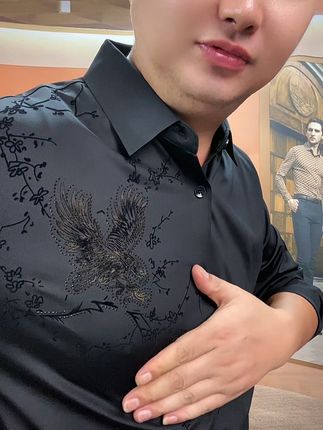 哇塞,这个大展宏图的鹰🦅太帅了#衣服质量杠杠的好