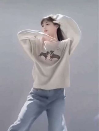 愿你眼里有星辰大海,心中有温暖阳光。生活或许总有遗憾,但未来依旧美好。