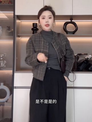 2025秋冬新款韩版千鸟格高级感短款毛呢外套女小个子呢子大衣夹克#小香风外套 #毛呢外套 #小个子呢子 #谁穿谁好看系列