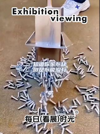 强磁吸铁器 废品站必备强磁吸铁器强力吸钉抽拉磁铁铁渣铁屑清理三角把手伸缩#强磁吸铁器#吸钉器 #吸铁器#铁器