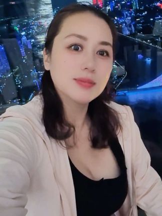 这世上除了你自己,没有人能真正懂你,有些委屈,除了自己,别人看不到,有些苦衷,除了沉默,谁也不能说,说不出的痛是最无奈...#致70后的我们 #71年的猪 #人生感悟 @抖音小助手