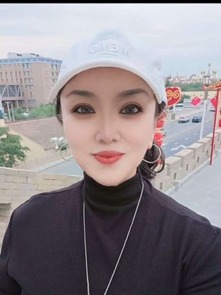 63年的兔,一晃就老了,愿不再年轻的我们余生平安健康,日子过得红红火火#夏季穿搭#穿出自己的风格#愿所有人平安健康#户外随拍