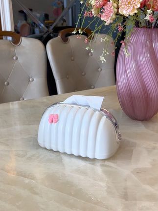 自从有了这个弹簧纸巾盒,抽纸就好顺畅了,实用还好看 #纸巾盒 #居家好物 #抽纸盒 #提升幸福感好物 #美观实用