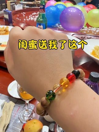 懂得都懂吧亲爱哒们!五条桃木手串,男女生都能佩戴,不仅好看寓意好!#桃木手串#五路爷爷手串#桃木#配饰#手串