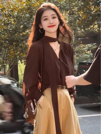 2025早秋新款女韩系穿搭修身V领飘带长袖上衣气质高腰显瘦半身裙#与众不同 #高级范