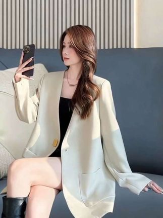 #平价衣服也能搭出贵气感 #高级感穿搭 #减龄气质 #女神范 #时髦穿搭