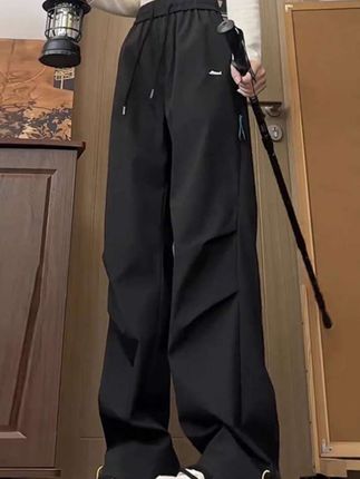 机能冲锋裤男女秋季压褶户外登山裤宽松潮流直筒休闲长裤#机能冲锋裤#户外登山裤#直筒休闲裤#男女同款冲锋裤#户外穿搭