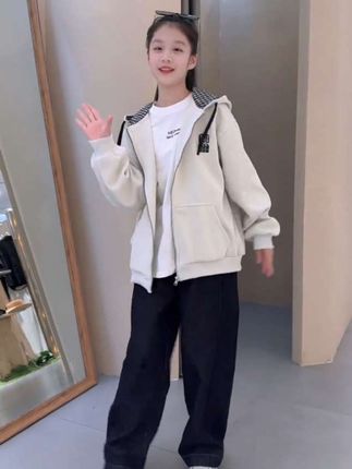 #春秋穿搭 #秋季新款 #女童外套# #韩系穿搭 #休闲百搭