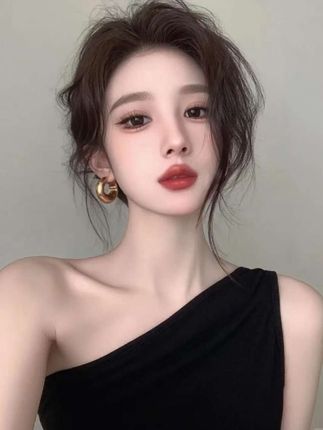 #张予曦毕雯珺真拍了红裙抱 #张予曦的定妆魔法 #深情眼 #毕雯珺 #张予曦毕雯珺