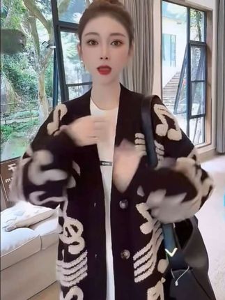 春秋新款针织开衫 #早秋穿搭公式来了#如果上班都穿流光高智风 #早秋不费力显贵穿搭#微胖女生怎么穿出早秋氛围感#高个子女生的早秋穿搭