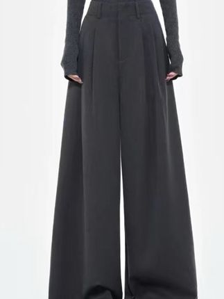 春秋新款灰色百搭阔腿裤女褶皱宽松女褶皱宽松垂感西装裤#女装 #显瘦搭配 #显瘦遮肉 #秋季穿搭 #休闲穿搭