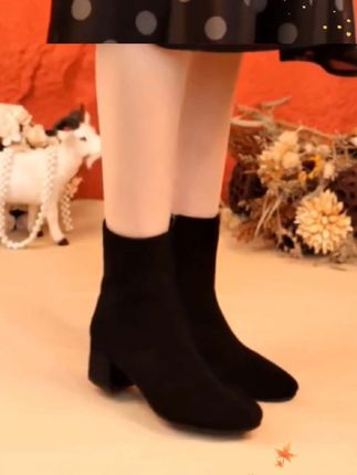 羊皮小短靴瘦瘦靴女2025年秋冬新款裸靴粗跟圆头绒面真皮磨砂单靴#短靴#好穿不累脚 #脚宽脚胖都可以 #气质穿搭 #哎呦喂你鞋真好看