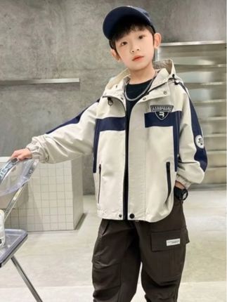 男童秋冬款2025新品中大童男孩时尚休闲加厚内胆+风衣三穿外套#潮酷穿搭 #阳光帅气 #外套穿搭 #高品质童装 #外套