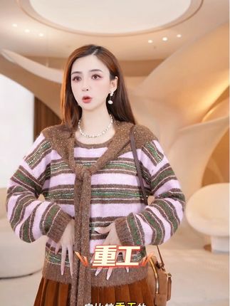 条纹撞色披肩针织衫#今日穿搭 #女装新品日 #高级感穿搭 #减龄穿搭 @丫头baby官方授权
