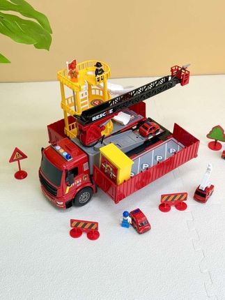 这消防车🚒玩具居然还能变成消防站还不到一张! 消防车头还有故事和音乐呐!还带有柔和灯光不伤眼 打开后方货柜还能变成“消防站”呐!! 放上工具箱+救援梯+水枪云梯妥妥的一个“消防站点” 还有四辆超酷的小消防车 警车、云梯车、救护车、喷水车应有尽有!! 娃到手就迫不及待的开始他的“消防员”之旅! 车厢中间还有弹射器呐!轻轻一按小车快速出动! 玩完车厢内还能收纳小车和工具箱!! 简直太懂宝妈不想收纳的心啦!! #消防车 #消防车玩具 #儿童玩具 #玩具车 #玩具推荐