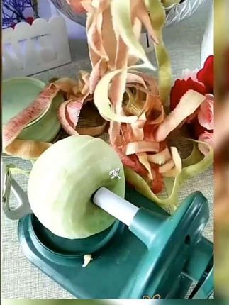 手摇削苹果好物家用自动削皮器刮皮刀刨果削皮机苹果皮削皮好物#削皮神器 #厨房神器 #削皮器