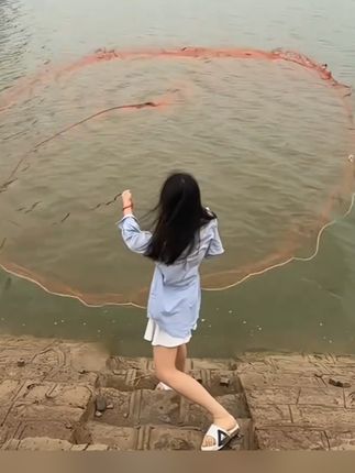 你还不会抛网么?扔大网捞大鱼#抛网教程 #母胎级教学 #渔网撒网飞盘手抛网 #源头实力厂家 #好物推荐🔥