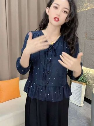 2025秋季新款简单一点开扣蝴蝶结长袖小衫设计感时尚洋气上衣女潮