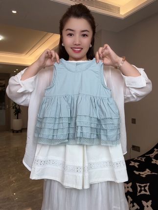 #甜美穿搭 #来给生活比个心每天都要甜甜的 #高端童装 #度假穿搭 #高级穿搭