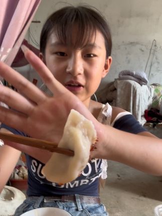 今天给老太做了肉饺子和柠檬红茶#美食 #记录真实生活 #日常vlog