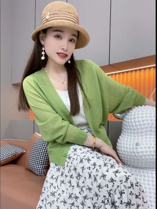 2025夏季新款镂空冰丝开衫女外套针织空调衫短款长袖薄款防晒衣服#爆款热卖中 #好物推荐🔥 #显瘦穿搭#美出高级感 #针织开衫@抖音小助手 @DOU+好生意 @DOU+上热门 @DOU+小助手