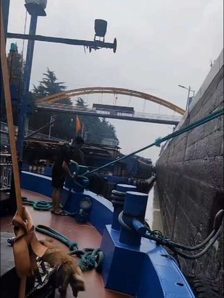 18个小时的路程正式开始,不管是顶水还是顺水,不管流大还是流小,俺都是开18个小时😬😬#记录我的跑船时光