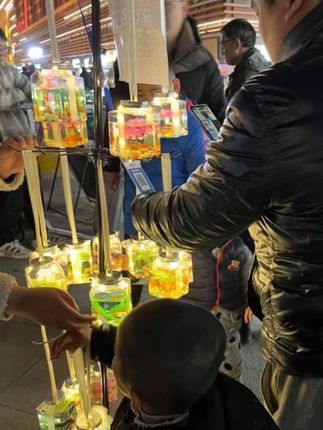 网红发光罐罐鱼幼儿园2025仪式感儿童节六一礼物夜市摆摊泡泡鱼#泡泡鱼