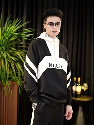 黑色真的好高级#品质男装 #高级感穿搭 #气场全开 #时尚穿搭时尚穿搭时尚 #时尚气质穿搭