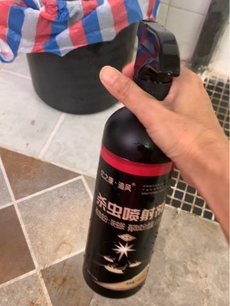 #杀虫剂 蟑螂药一窝端家用杀虫剂室内呋虫胺喷雾灭蟑驱虫喷射剂蟑螂克星#灭虫小妙招 #灭蟑螂 #蟑螂克星 #华好物@DOU+小助手