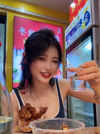 人生得意须尽欢 周五喝酒不加班 #美食 #内容过于真实#传递正能量