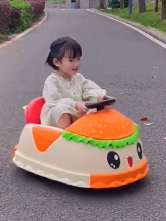 儿童电动汉堡碰碰车#儿童车 #也太可爱了吧 #儿童玩具 #儿童电动车 #碰碰车玩具