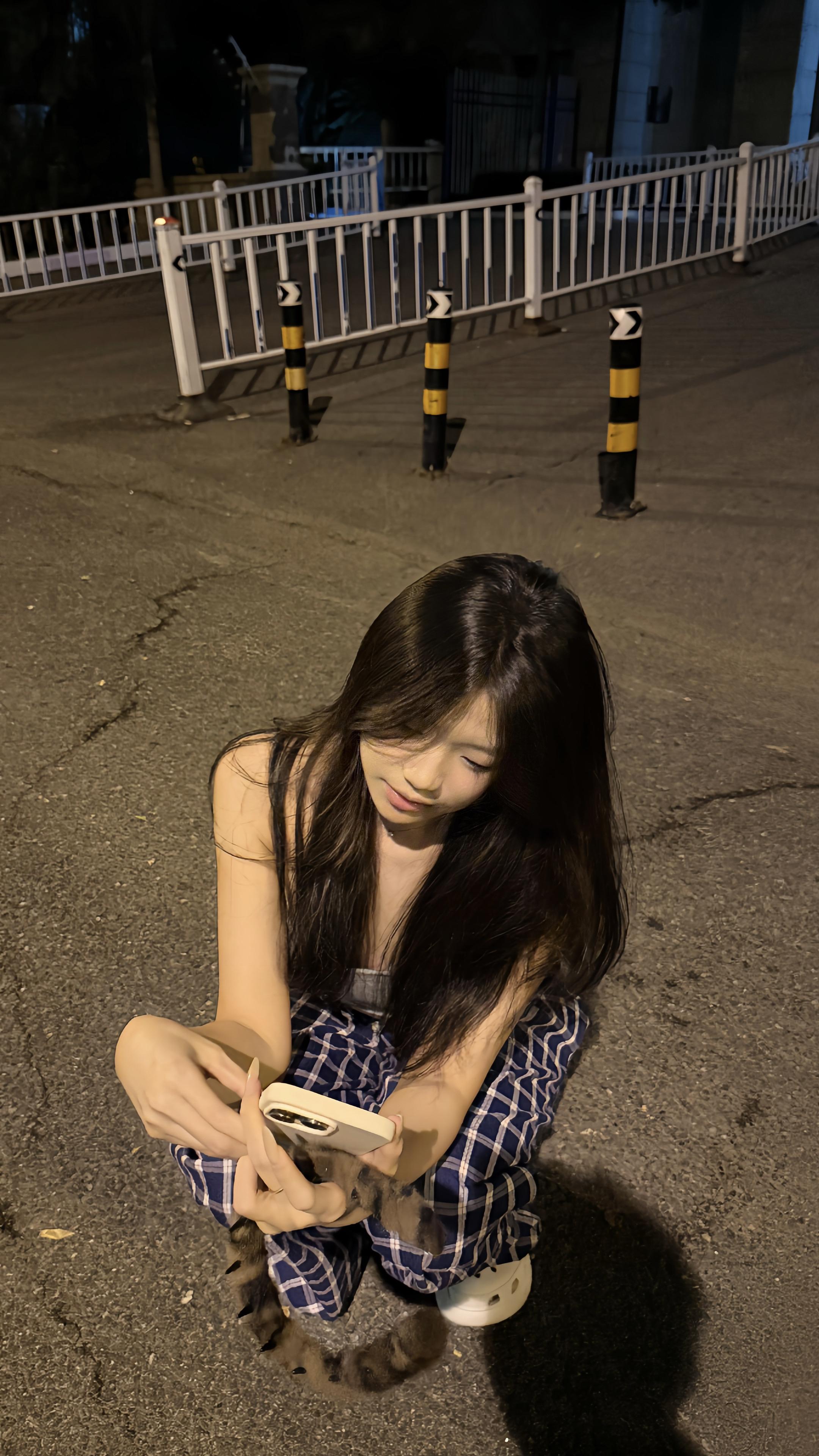 如果什么都是淡淡的就好了 但是我控制不住我的心
