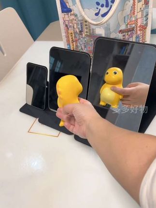 这款#可折叠镜子 大小尺寸都有,收纳携带不占空间,使用方便,可立可折叠,方便又实用#折叠化妆镜 #便携镜子 #镜子推荐